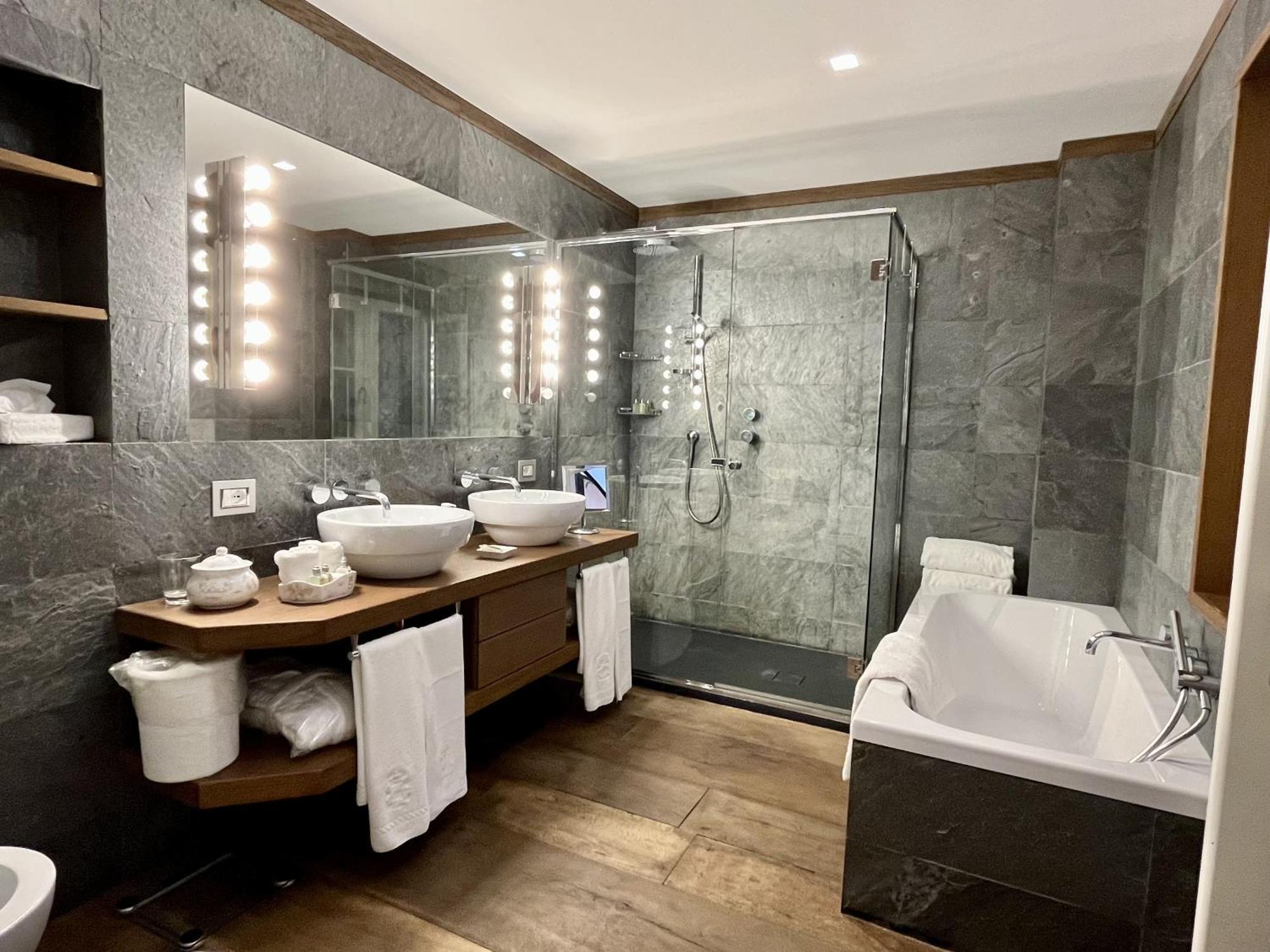 Spalletti Trivelli - Small Luxury Of The World Maison d'hôtes